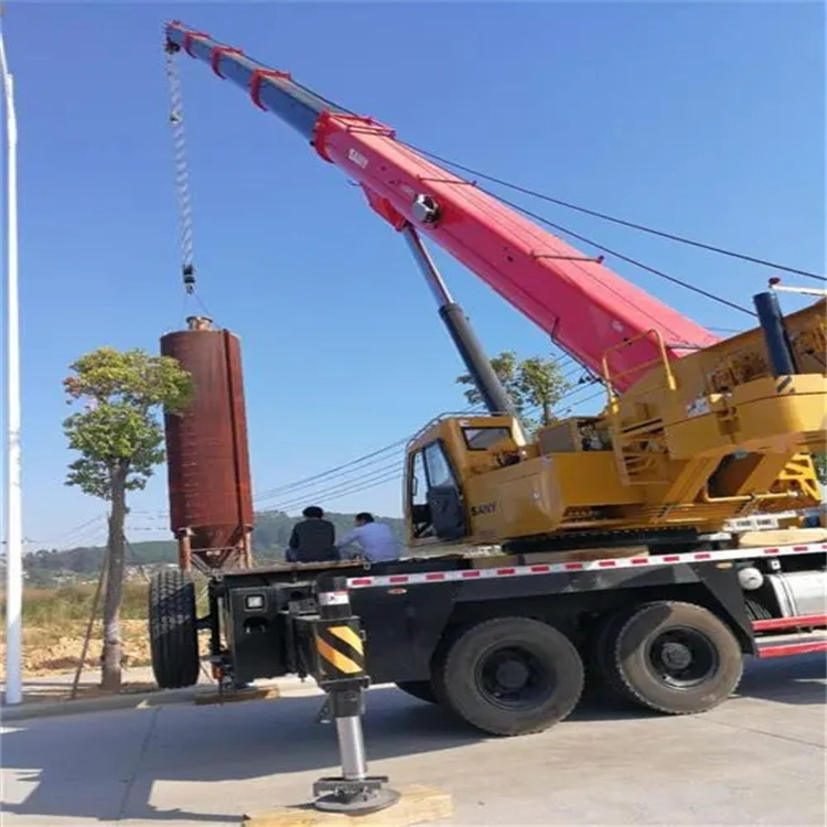 杭州滨江专业吊车租赁多少钱