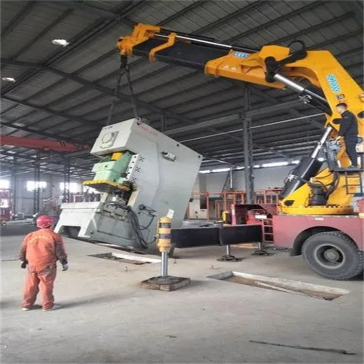 杭州滨江80吨折臂吊车出租附近电话